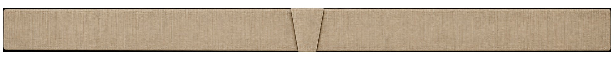 The same cornice with a decorative keystone at its centre